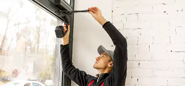 Why Choose Us for Your Door Closer Needs in Edinburg